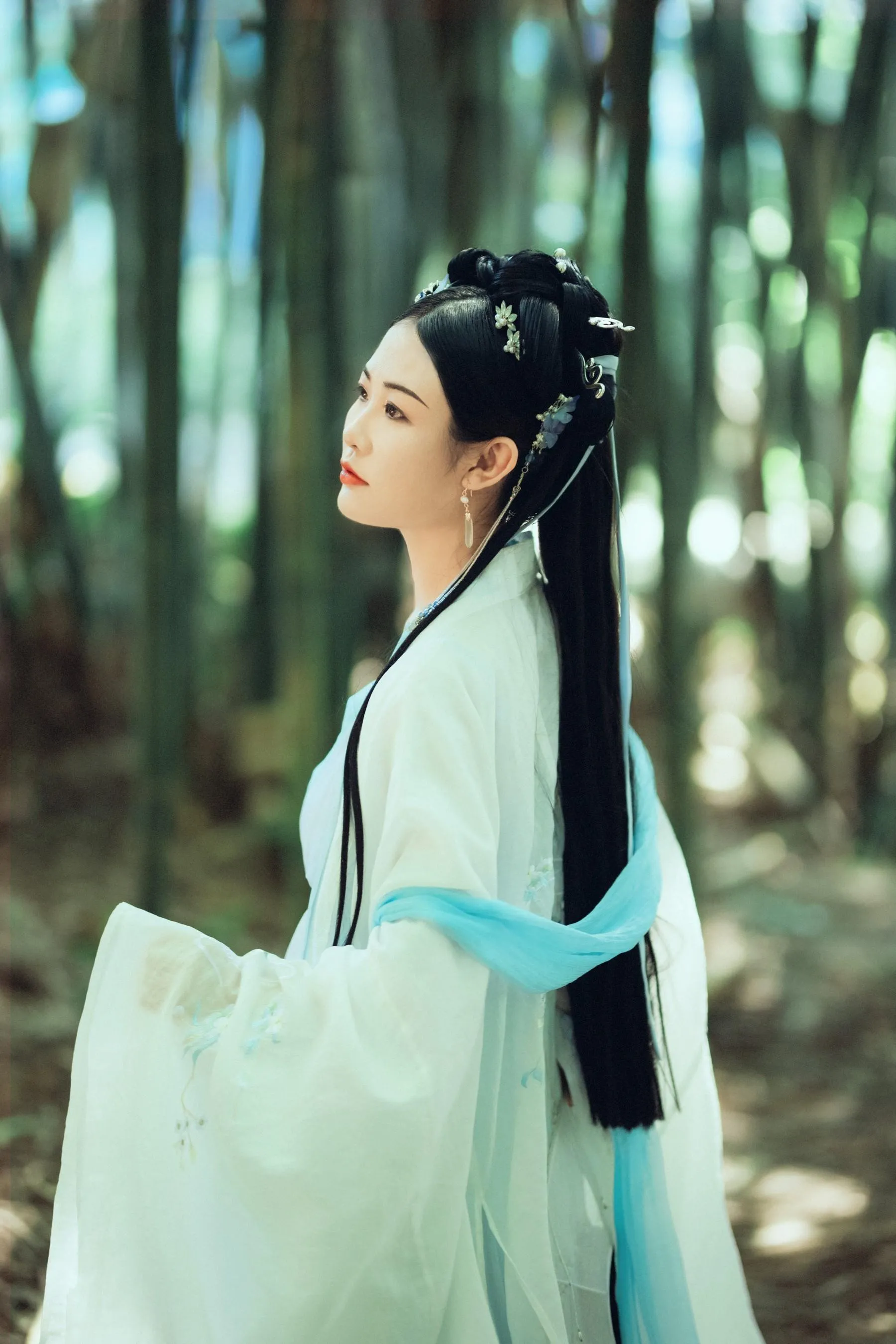 [YITUYU艺图语]2021.09.28 竹林深处 mendy [24P]插图